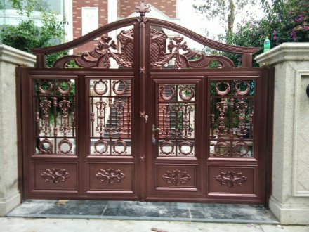 濟(jì)南鋁藝大門選安誠(chéng)，精致耐用