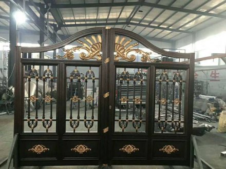 山東鋁藝大門(mén)選擇及維護(hù)妙招