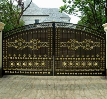 鐵藝大門廠家定制需要如何定制？