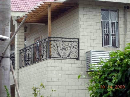 新品鐵藝護(hù)欄B32圍欄